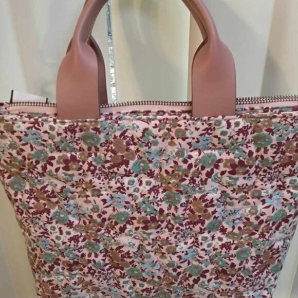 Universal Thread Goods Co, Paxton Tote Handbag Purse Quilted Floral Print - Picture 2 of 11